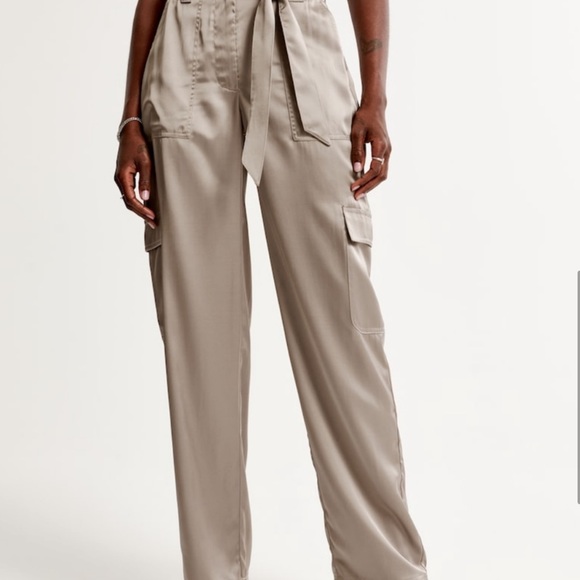Abercombie Belted Baggy Satin Cargo Pant size  31 - Picture 4 of 14